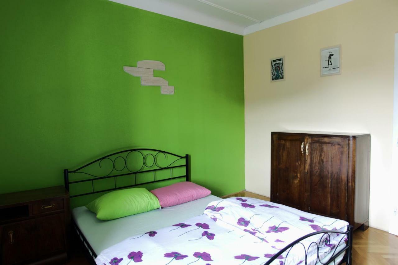 Residence Muzica Bed And Breakfast Komen Exteriér fotografie